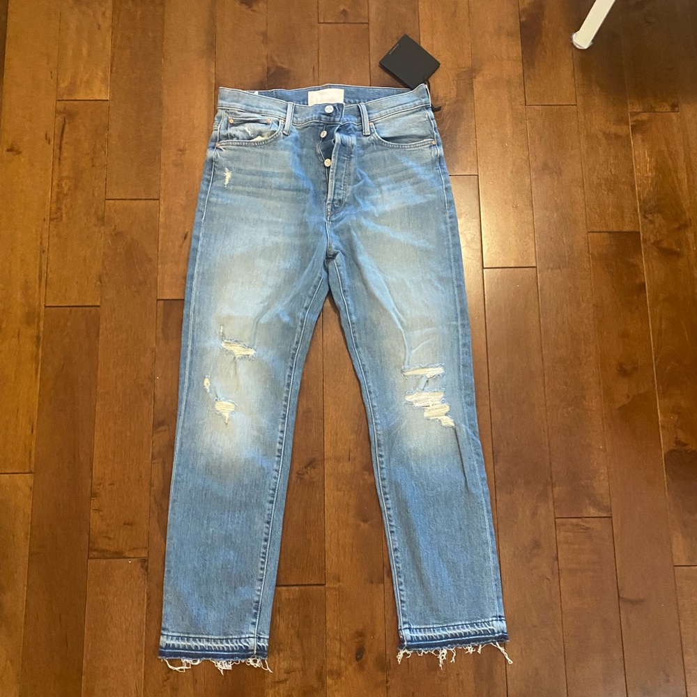 NWT MOTHER JEANS SIZE 33